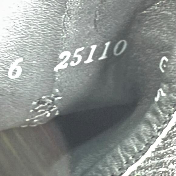 Paul Green Women’s Vienna Black Suede Lug Sole Chelsea Boot Size 6 US 8.5 - Picture 11 of 12